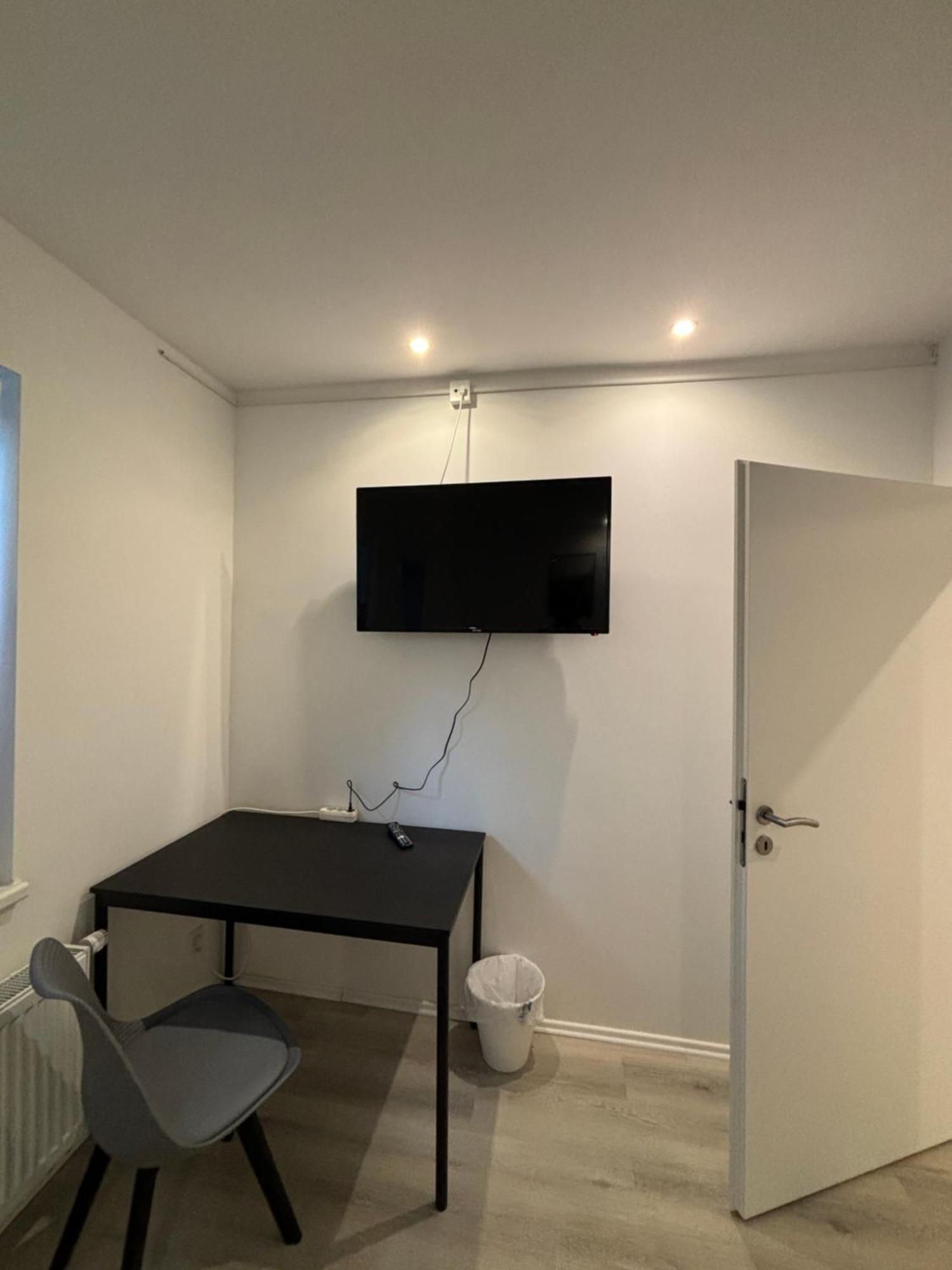 Harmony - 4 Schlafzimmer 2 Baeder Ganzes Apartement Meiningen Bagian luar foto